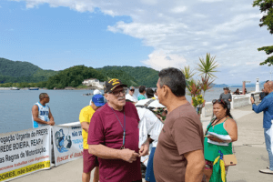 Sérgio Santana participa de manifestação histórica em defesa da pesca artesanal em Santos