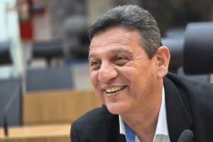 Vereador Sergio Santana é destaque com o 1º lugar na pesquisa eleitoral IPAT divulgada pelo grupo A Tribuna